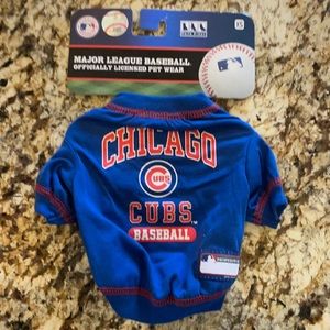 Cubs shirt for small dog